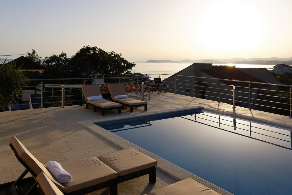 Villa Mermaid Your Croatian Haven With Luxury Pool And Scenic Views Подстрана Экстерьер фото